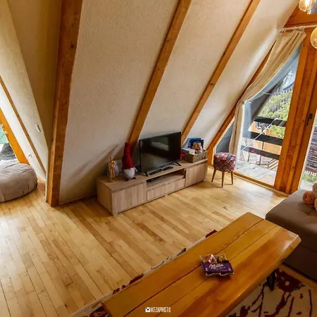 Chalet Tupara Attic *