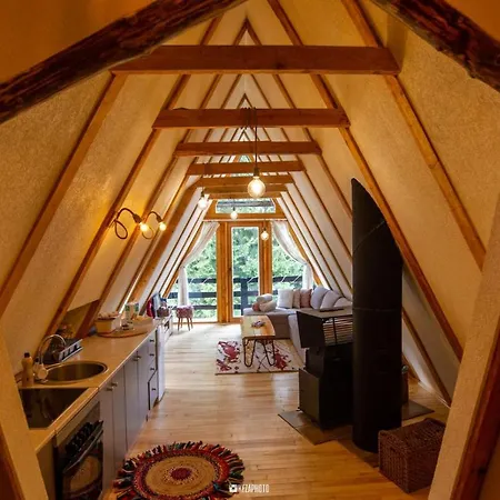 Chalet Tupara Attic Sisava