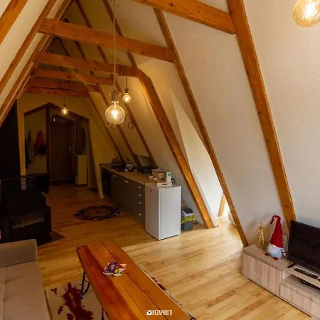 公寓 Chalet Tupara Attic Sisava